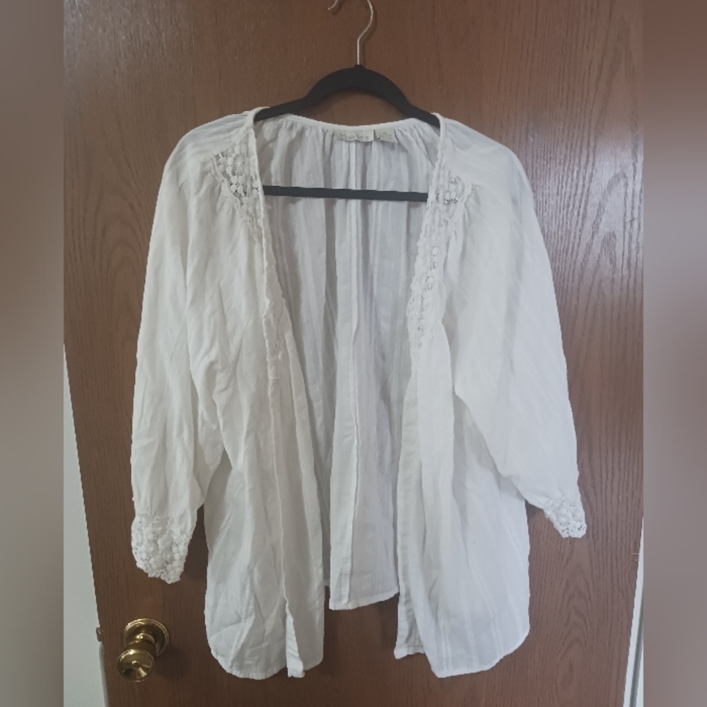 Phasrs 2xl Womans Lacy Blouse/cover Up